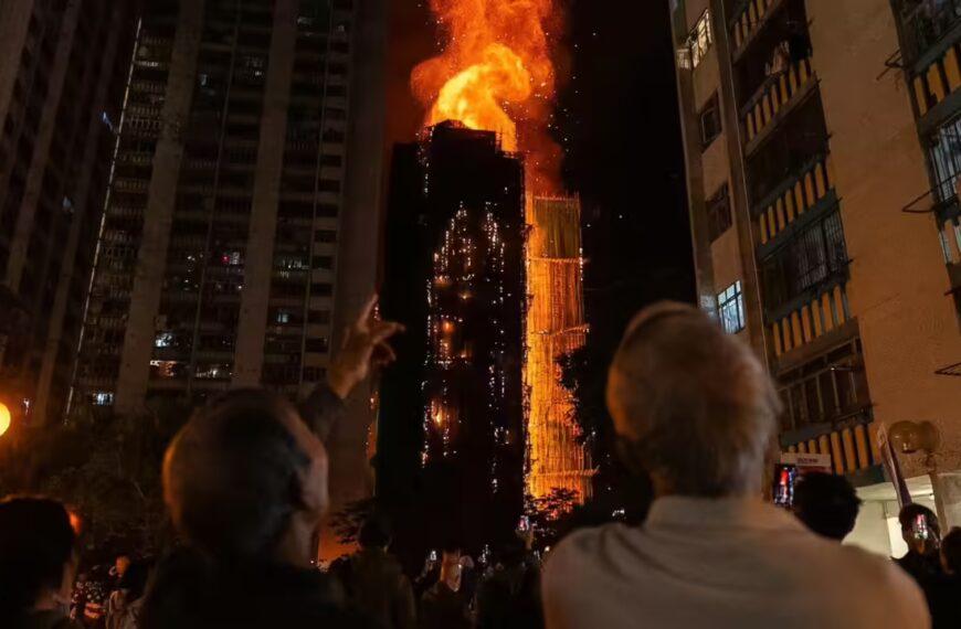 Hong Kong Fire Leaves a City in Shock…